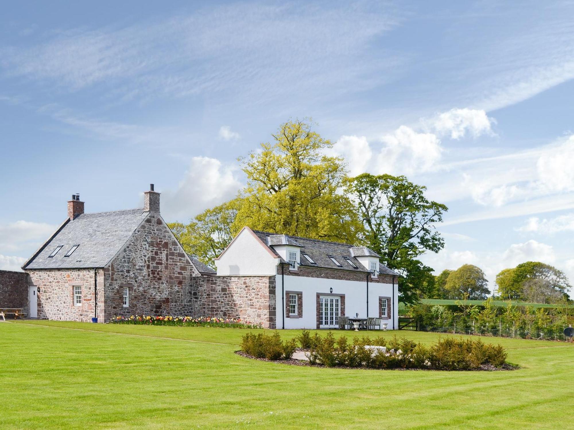 Grieves Cottage - Uk11107 Монтроуз Екстериор снимка